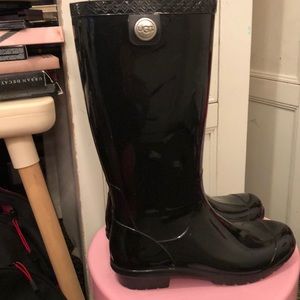 Ugg rain boots